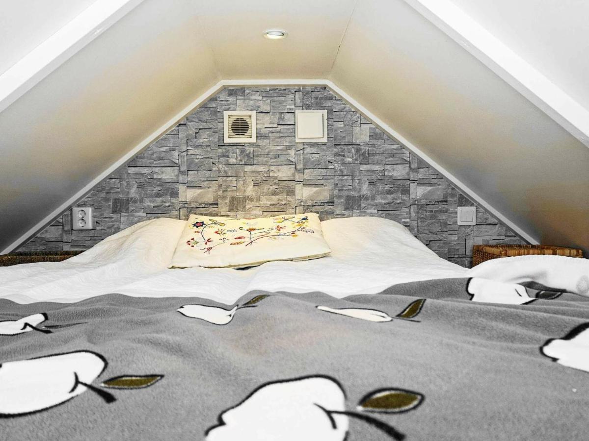 2 Person Holiday Home In R Nn Ng Rönnäng エクステリア 写真